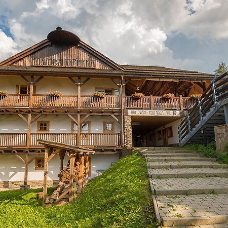 Valasske Chalupy Kycerka Hotel Velké Karlovice Екстериор снимка