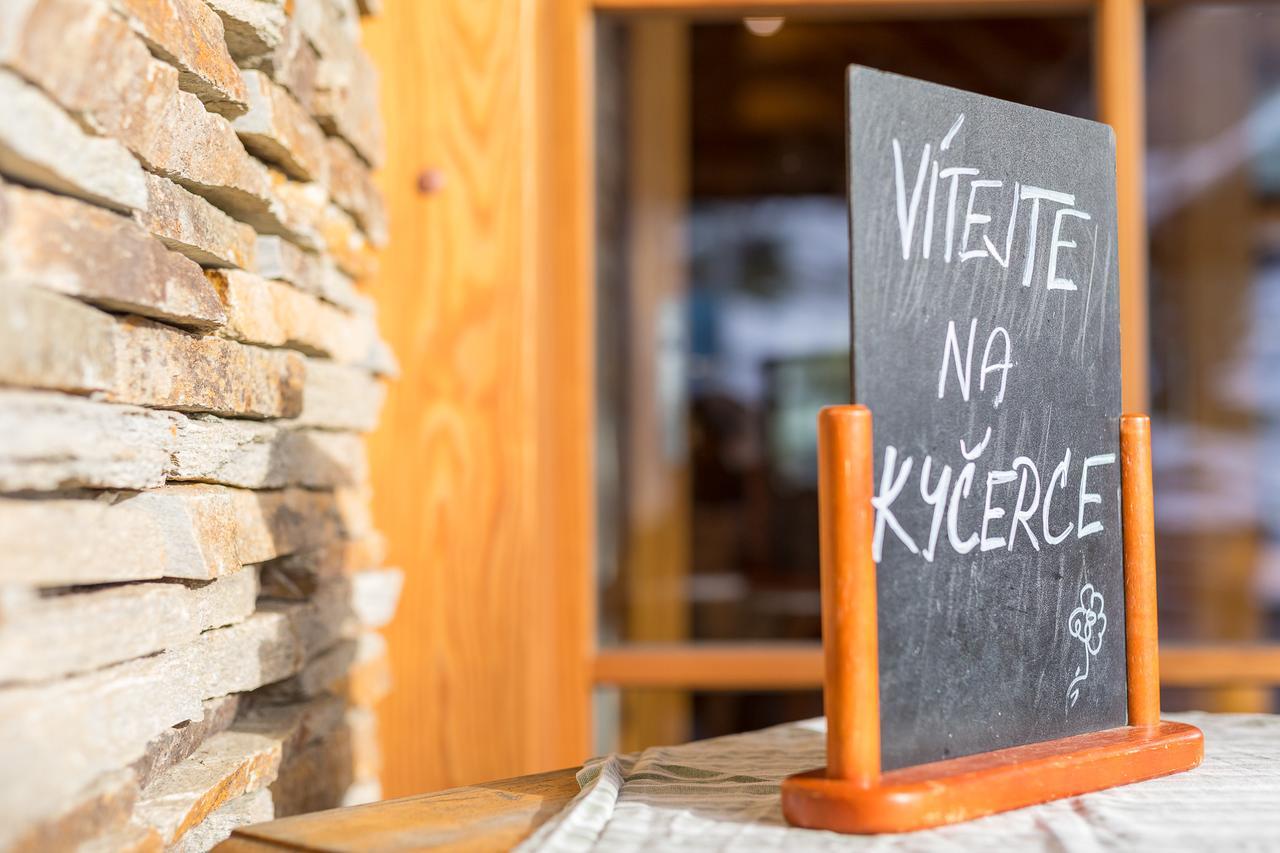 Valasske Chalupy Kycerka Hotel Velké Karlovice Екстериор снимка
